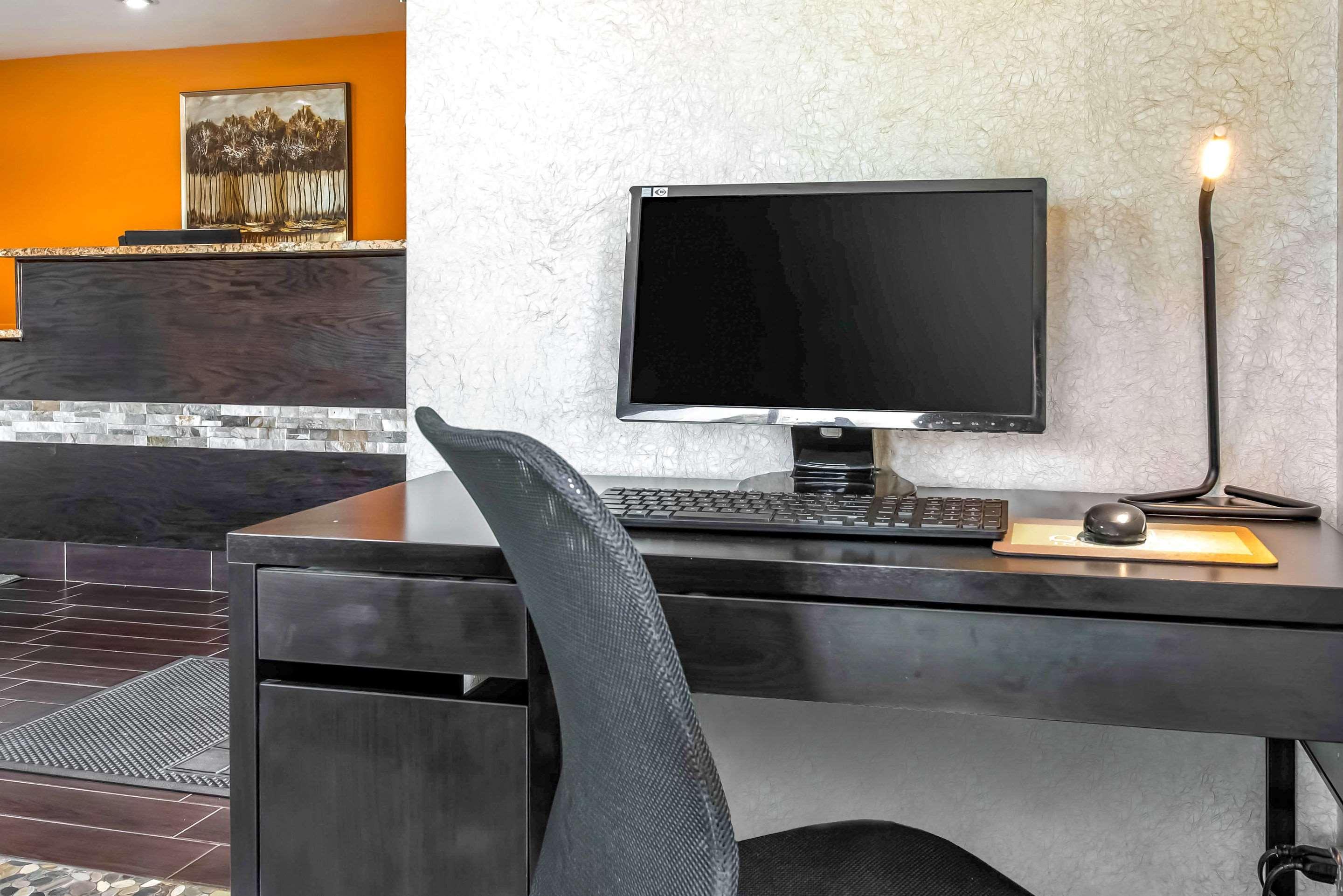 Quality Inn & Suites Brandenburg - Fort Knox Экстерьер фото