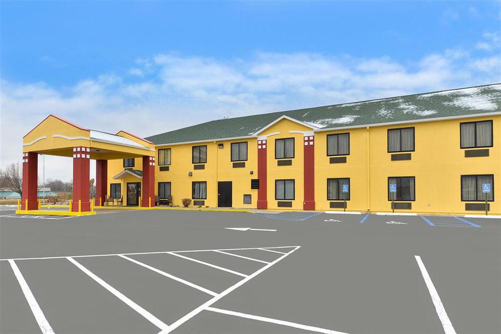 Quality Inn & Suites Brandenburg - Fort Knox Экстерьер фото