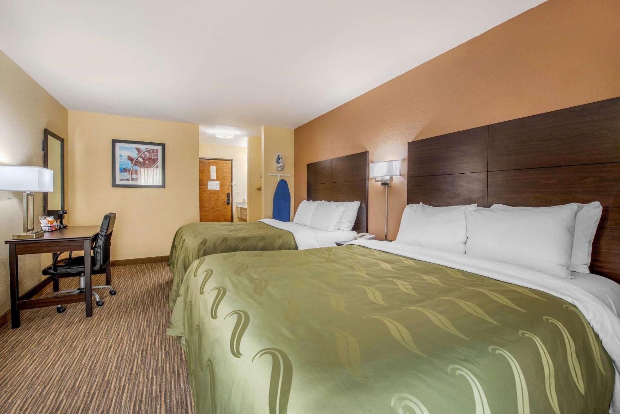 Quality Inn & Suites Brandenburg - Fort Knox Экстерьер фото