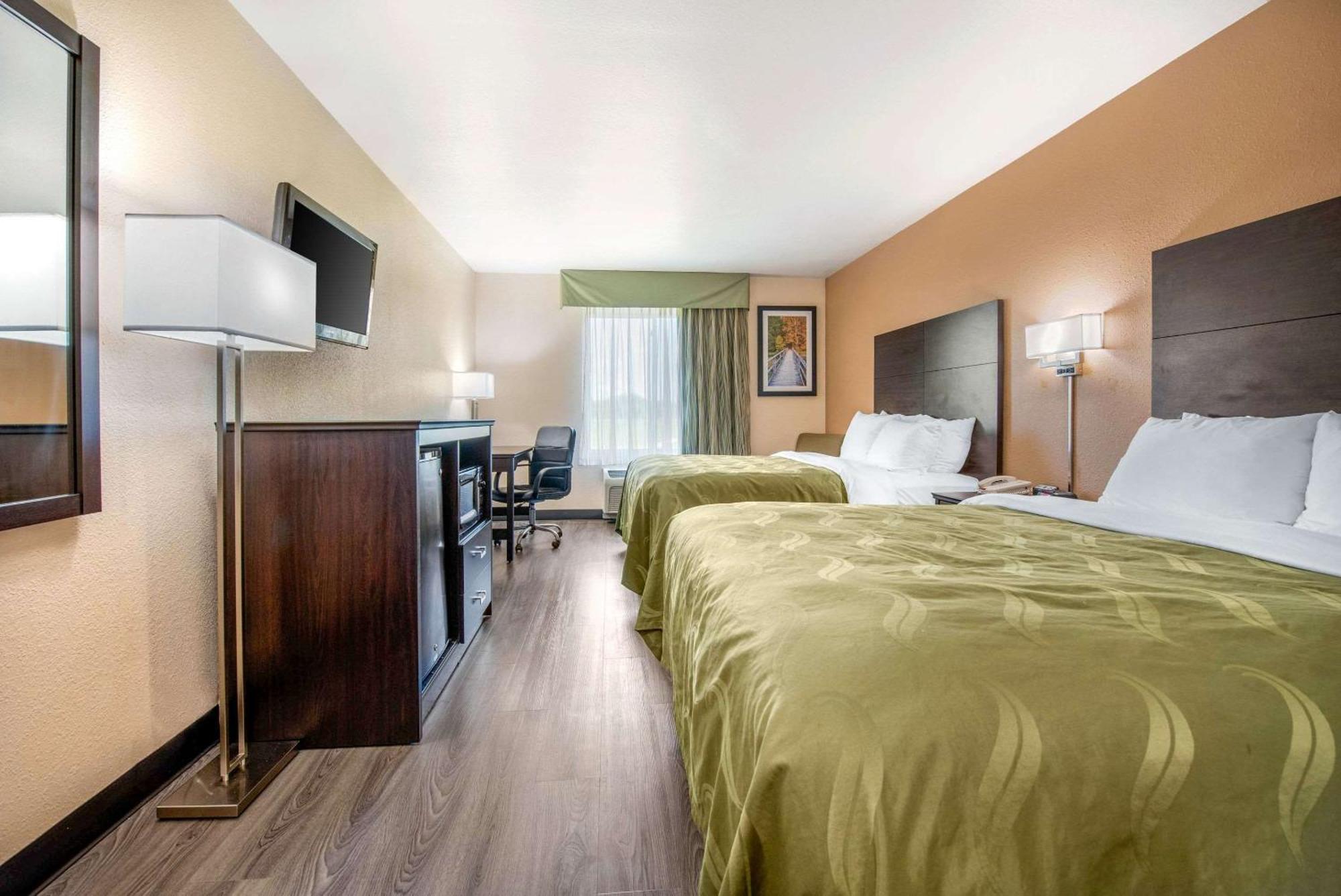 Quality Inn & Suites Brandenburg - Fort Knox Экстерьер фото