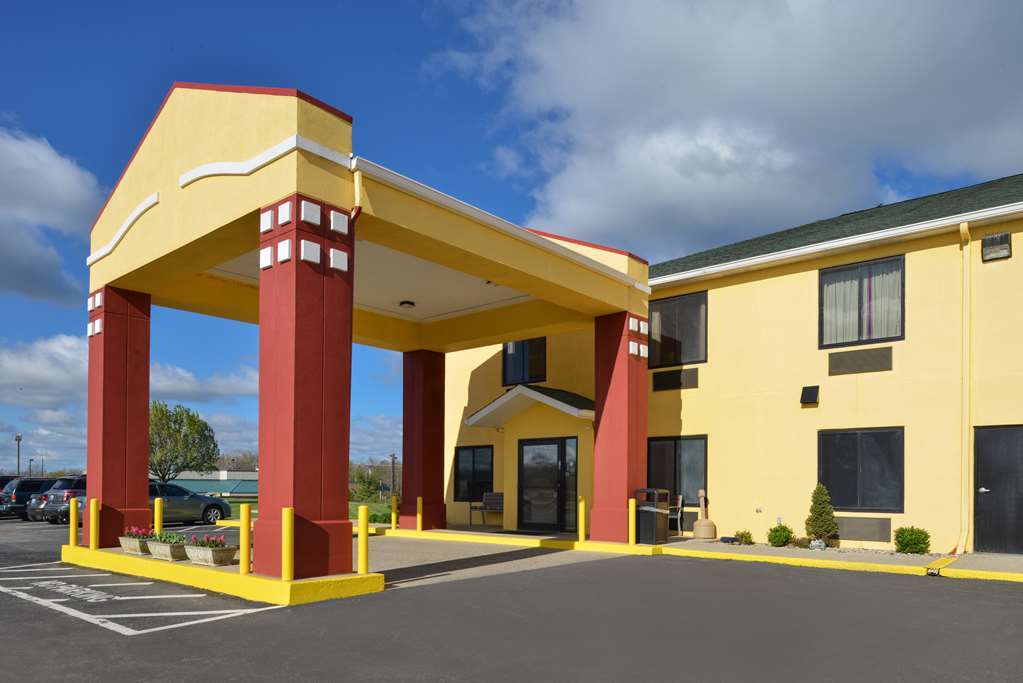 Quality Inn & Suites Brandenburg - Fort Knox Экстерьер фото