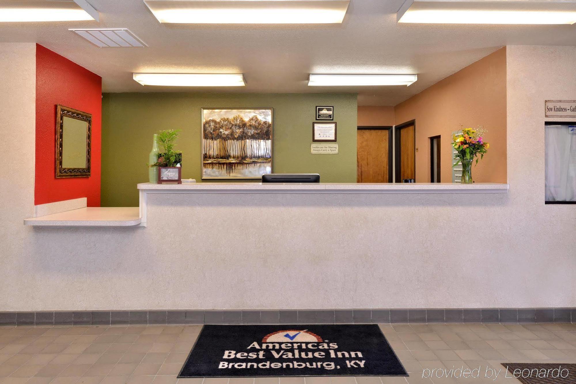 Quality Inn & Suites Brandenburg - Fort Knox Экстерьер фото